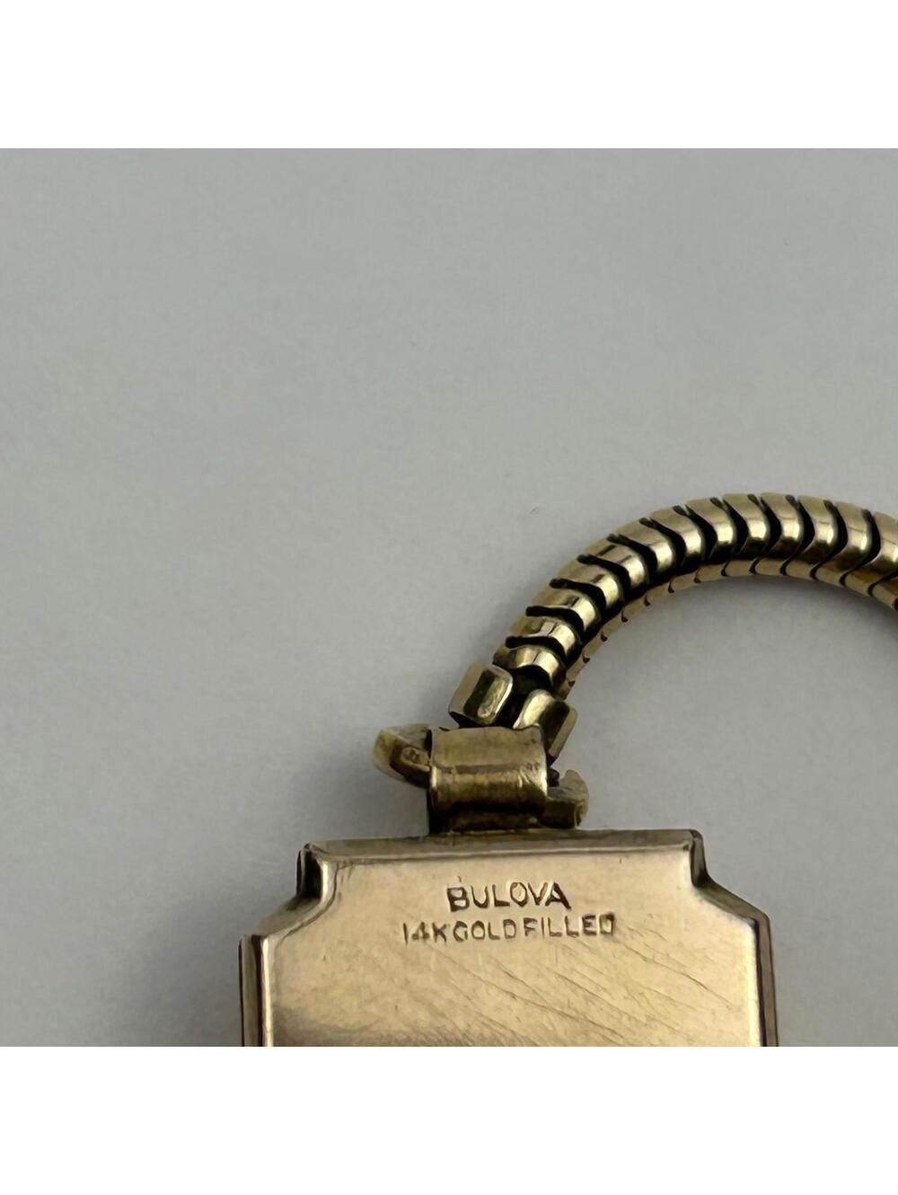 Vintage 1947 Bulova Ladies Watch 14K Gold Filled Square Art Deco - WORKING - Picture 8 of 16